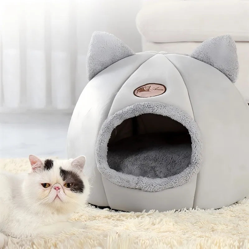 Cat bed with cat ears